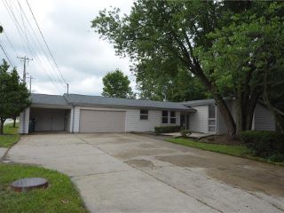 Foreclosed Home - 1921 E 116TH ST, 46032