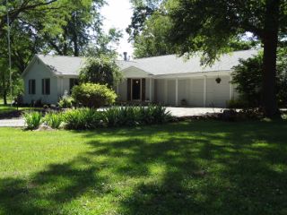 Foreclosed Home - 13388 SIX POINTS RD, 46032