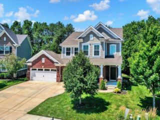 Foreclosed Home - 14902 W BLACK WOLF RUN DR, 46033