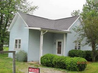 Foreclosed Home - 103 N WASHINGTON ST, 46036