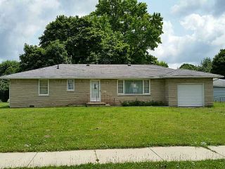 Foreclosed Home - 911 N Anderson St, 46036