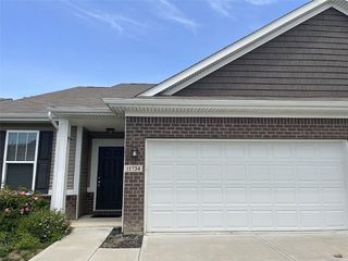 Foreclosed Home - 11734 WHISPERWOOD WAY, 46037
