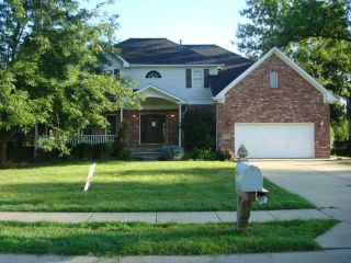 Foreclosed Home - 10051 SUGARLEAF PL, 46038