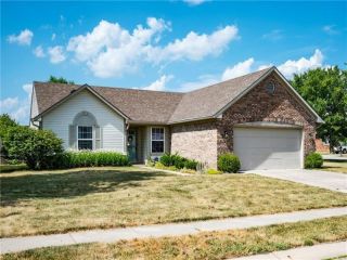 Foreclosed Home - 9740 CLAYMORE DR, 46038