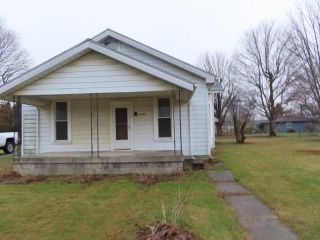 Foreclosed Home - 1205 E Sigler St, 46044
