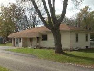 Foreclosed Home - 9947 W WALNUT ST, 46051