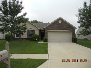 Foreclosed Home - 9413 N BAYFIELD DR, 46055