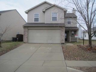 Foreclosed Home - 15221 FAWN MEADOW DR, 46060
