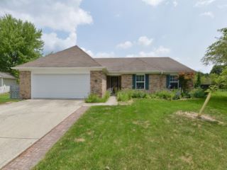 Foreclosed Home - 10236 CHAMOMILE CT, 46060