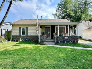 Foreclosed Home - 1219 PLEASANT ST, 46060