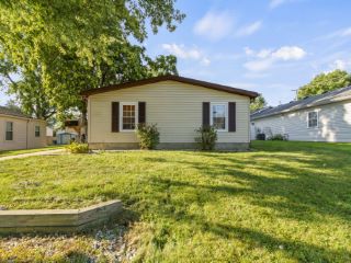 Foreclosed Home - 535 CHESTNUT ST, 46060