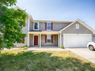 Foreclosed Home - 17308 PUNTLEDGE DR, 46062