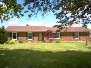 Foreclosed Home - 1465 N US HIGHWAY 31, 46072