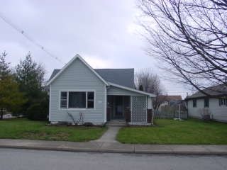 Foreclosed Home - 135 MAPLE ST, 46072