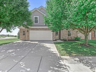 Foreclosed Home - 17158 TILBURY WAY, 46074