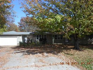 Foreclosed Home - 140 E OLD PLANK RD, 46106