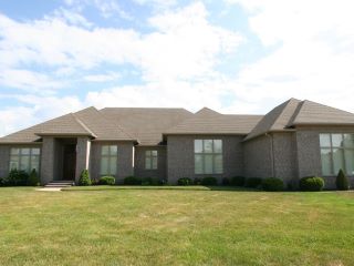 Foreclosed Home - 5957 CLAYBROOK DR, 46106