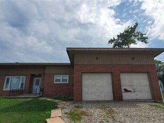 Foreclosed Home - 905 CHURCHMAN AVE, 46107