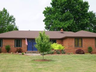 Foreclosed Home - 7122 JANEAN DR, 46112