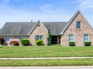 Foreclosed Home - 3916 COUNTRY LN, 46112