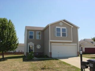 Foreclosed Home - 13276 N SWAYZEE CT, 46113