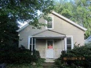 Foreclosed Home - 307 N E St, 46115