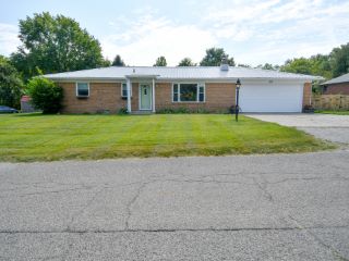 Foreclosed Home - 143 YORK AVE, 46118