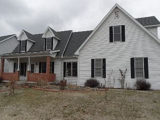 Foreclosed Home - 940 CAMBRIDGE LN, 46124