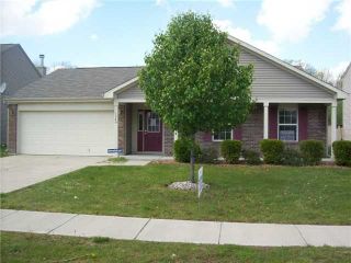 Foreclosed Home - 1340 YELLOWSTONE CIR, 46131