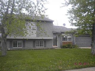 Foreclosed Home - 1460 MARIA AVE, 46131