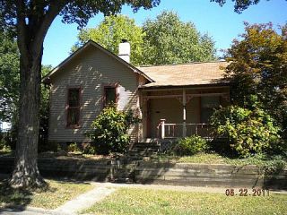 Foreclosed Home - 150 W ADAMS ST, 46131
