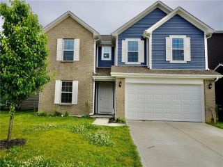 Foreclosed Home - 897 FIELDSTONE DR, 46131
