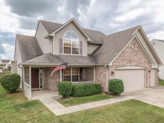 Foreclosed Home - 985 YOUNGS CREEK DR, 46131