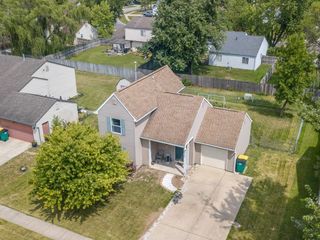 Foreclosed Home - 1426 MICHIGAN RD, 46131