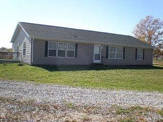 Foreclosed Home - 13 LAZY ACRES EST, 46135
