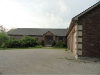 Foreclosed Home - 2993 E COUNTY ROAD 275 S, 46135