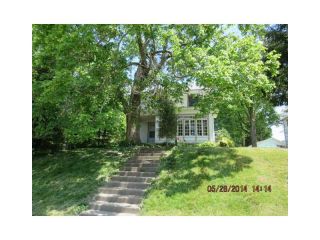 Foreclosed Home - 111 S Locust St, 46135