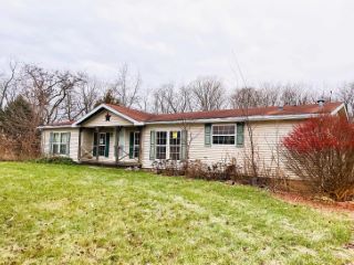 Foreclosed Home - 5828 N COUNTY ROAD 400 W, 46135