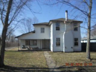 Foreclosed Home - 130 THOMPSON RD, 46140