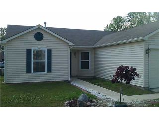 Foreclosed Home - 500 BRIDGEWATER DR, 46140