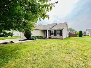 Foreclosed Home - 2167 MERIDIAN SPRINGS LN, 46140