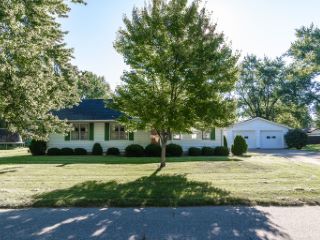 Foreclosed Home - 609 REDBUD LN, 46140