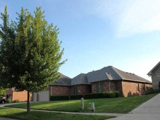 Foreclosed Home - 366 MELROSE LN, 46142