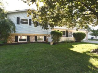 Foreclosed Home - 1185 APPLE VALLEY RD, 46142