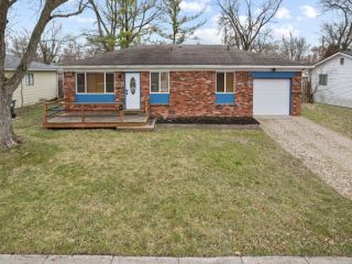 Foreclosed Home - 36 EASTRIDGE DR, 46143