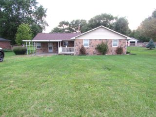 Foreclosed Home - 11571 N STATE ROAD 140, 46148