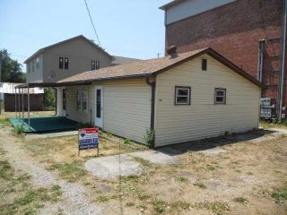 Foreclosed Home - 403 W 3RD ST, 46149