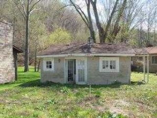 Foreclosed Home - 4345 UPPER PATTON PARK RD, 46151