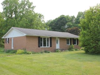 Foreclosed Home - 2872 TOWNSEND RD, 46151