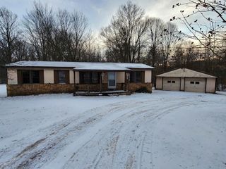 Foreclosed Home - 4970 LITTLE HURRICANE RD, 46151